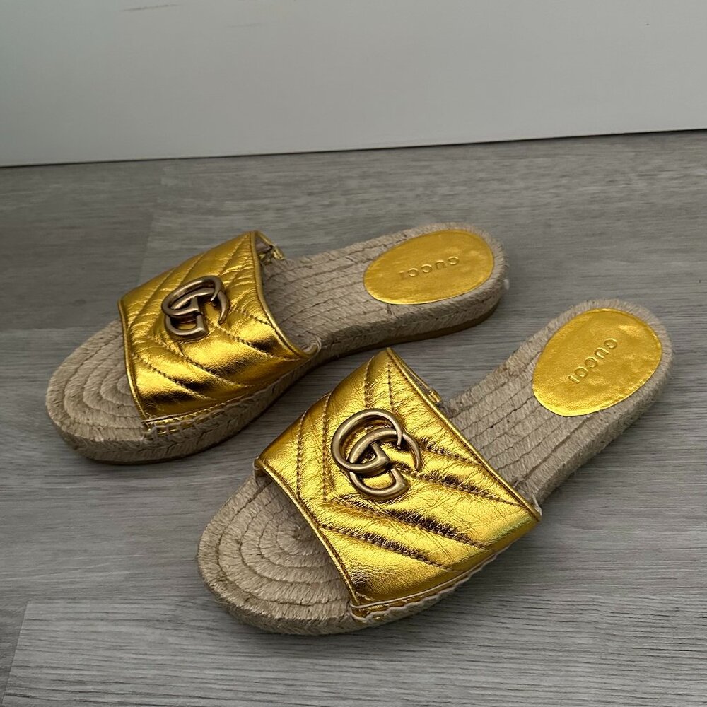 Gucci Espadrille Slip-on Gold